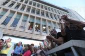 ΑΘΗΝΑ ΑΝΤΙΔΡΑΣΕΙΣ ΕΡΓΑΖΟΜΕΝΩΝ ΣΤΗΝ ΥΠΟΓΡΑΦΗ