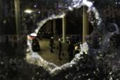 ΕΠΙΘΕΣΗ ΠΕΤΡΕΣ ΛΕΩΦΟΡΕΙΟ ΑΠΟΣΤΟΛΗΣ ΟΜΑΔΑΣ