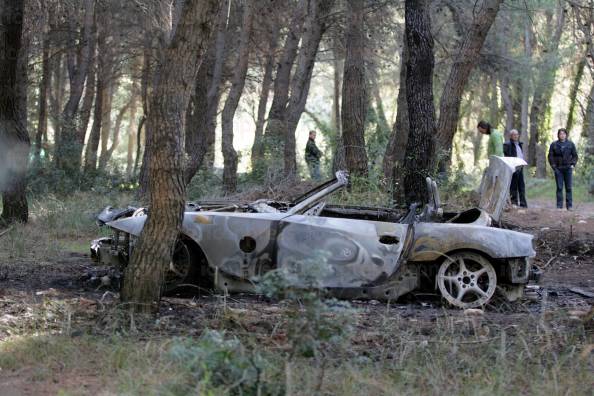 ΒΡΕΘΗΚΕ-ΚΑΜΕΝΟ-ΑΥΤΟΚΙΝΗΤΟ-ΣΤΗΝ-ΕΚΑΛΗ-ΠΟΥ-ΣΥΝΔΕΕΤΑΙ-ΜΕ-ΤΗΝ-ΑΠΑΓΩΓΗ-ΤΟΥ-5