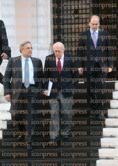 ΣΥΝΕΔΡΙΑΣΗ-ΤΗΣ-ΔΙΥΠΟΥΡΓΙΚΗΣ-ΕΠΙΤΡΟΠΗΣ-ΓΙΑ-ΘΕΜΑΤΑ-ΟΙΚΟΝΟΜΙΑΣ-9