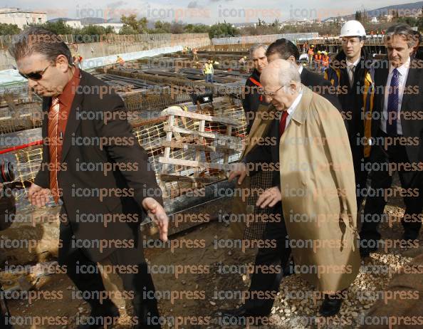 ΥΠΟΥΡΓΟΣ-ΠΕΧΩΔΕ-ΓΙΩΡΓΟΣ-ΣΟΥΦΛΙΑΣ-ΣΤΟ-ΣΤΑΘΜΟ-ΤΟΥ-ΜΕΤΡΟ-ΣΤΟ-ΝΟΜΙΣΜΑΤΙΚΟΠΕΙΟ